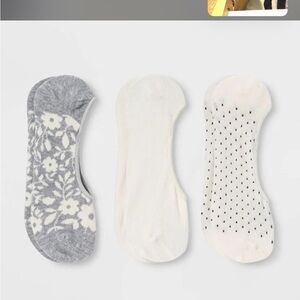 Getting 3 Packs Women's Floral Print 3pk Liner Socks - a New Day™ 4-10
